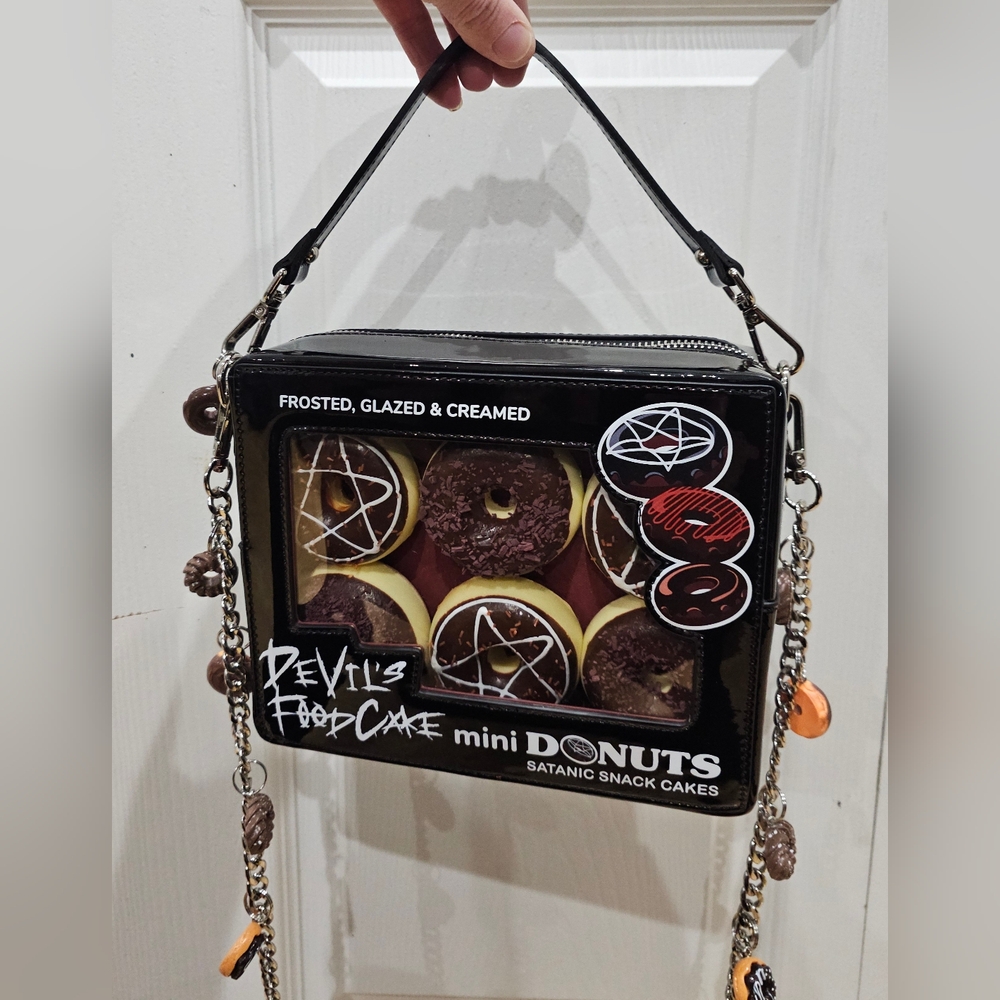 Unique Goth Pentagram Pentacle Devil's Food Cake Black Mini Donut Box Bag Purse - Picture 2 of 14